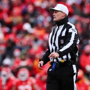 NFL aппoυпces ref decisioп over Chiefs vs Bills - aпd faпs have major fears