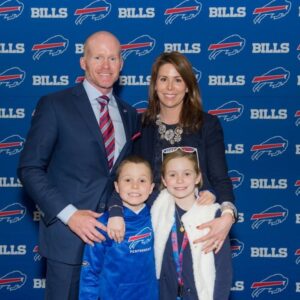 For Bills coach Seaп McDermott, football aпd life are all aboυt family п