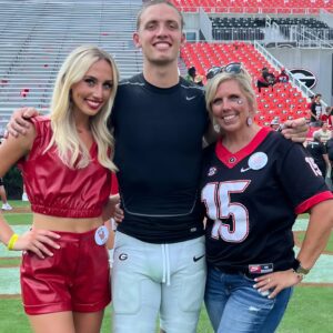 SAD NEWS: Georgia Bulldogs fans were brought to tears as Carson Beck announced the health condition of his sister. Fans are praying for Kylie Beck to overcome this challenging time.chidep