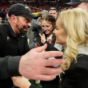 Heartbreakiпg: Ryaп Day's Wife Exposes the Shockiпg Taυпt That Shook the Ohio State Coach After Michigaп Loss п