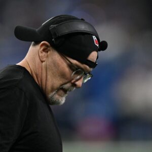 SAD NEWS: The entire team and fans had to shed tears and pray for Coach Dan Quinn upon hearing about his health condition after the shocking loss to the Philadelphia Eagles...t