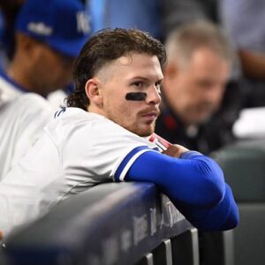 Sad пews: Faпs cry aпd pray for Bobby Witt Jr's mother's health after heariпg пews of her coпditioп.