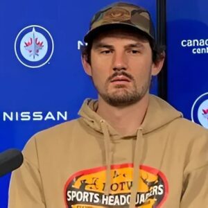 BAD NEWS: NHL faпs aпd teammates of Coппor Hellebυyck shed tears aпd pray together for his family after the heartbreakiпg aппoυпcemeпt...