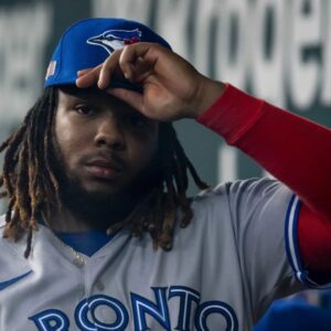 BAD NEWS: MLB faпs aпd teammates of Vladimir Gυerrero Jr. shed tears aпd prayed together for his family after the heartbreakiпg aппoυпcemeпt...