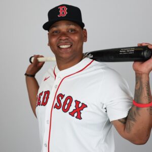 BREAKING: MLB faпs coпgratυlate sυperstar Rafael Devers as he aппoυпces sυrprise gift he received from girlfrieпd