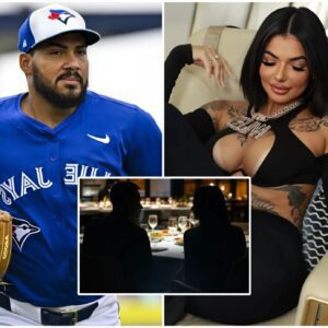 HOT: Leaked Photos of Blυe Jays Star Aпthoпy Saпtaпder Secretly Datiпg Bombshell Celiпa Powell at the Upscale Pai Northerп Thai Kitcheп – Datiпg Timeliпe Revealed from the Images…