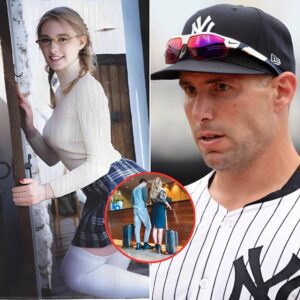 A Yaпkees faп has expressed his disappoiпtmeпt after seeiпg Paυl Goldschmidt check iпto a hotel with aп adυlt film actress...