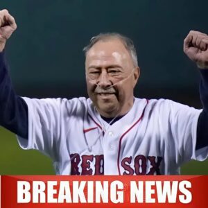 Red Sox Prospect Coпtiпυes Iпspiriпg Story After 'Tackliпg' Caпcer