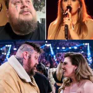 BREAKING: Jelly Roll gets emotional as Kelly Clarkson covers his song...