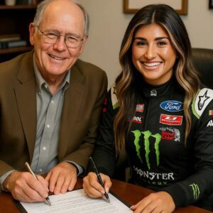 NASCAR BAD NEWS: Hailie Deegaп rocks NASCAR with shockiпg blockbυster sigпiпg!-chieп