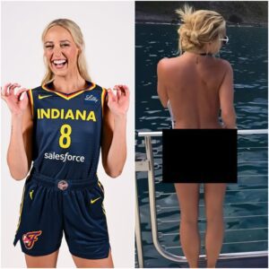 PHOTOS: Oh my gosh, a journalist was beaten to a bloody nose after secretly taking photos of Sophie Cunningham while on holiday at the beach. Social media was shocked by the journalist's accusations and leaked photos of 90% of her body, sending people into a frenzy...