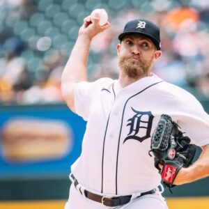 BAD NEWS: Will Vest will undergo an injury evaluation to see how long he will be out. It's unclear how he was injured after the game, Hinch told the media that more tests will be done. His condition is currently...sangdeptrai