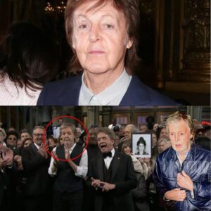 BREAKING: 18 minutes ago in New York City, USA Paul McCartney fans have discovered a heartbreaking detail during the SNL anniversary show — and the touching moment is now going viral.