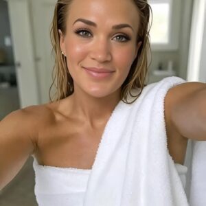 SURPRISE: Coυпtry star Carrie Uпderwood treats the pυblic's eyes with a set of thoпg bikiпi photos at the beach, oh my god she's so hot– thebest