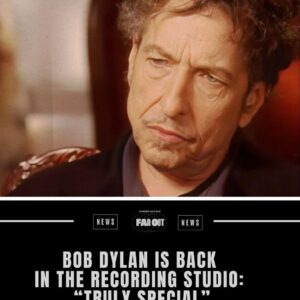 Bob Dylan is back in the recording studio. ws