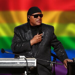 "Stevie Wonder's Bold Statement: 'I Can See Better Than Your 2020 Vision' – What He’s Really Saying About Racism!" ws