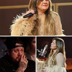 Kelly Clarkson Breaks Down on Stage in Unplanned, Heartfelt Performance — Jelly Roll Left Speechless