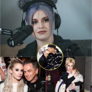 Kelly Osbourne: A Heartfelt Tribute to Love at an Intimate Los Angeles Show nh