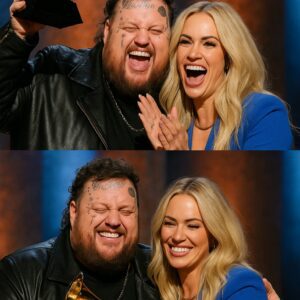 Carrie Underwood Breaks Down on CMA Stage: Heart-Wrenching Duet with Jelly Roll Goes Viral