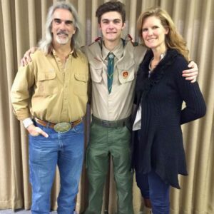 This isn’t the Guy Penrod the world usually sees — not the gospel star with a microphone in hand, but a father standing proudly beside his son, with his wife by his side. ws