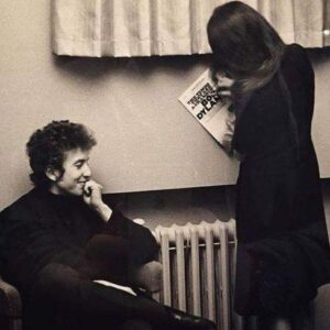 The Most Special Woman in Bob Dylan’s Life: Supporting Him Since His Early Years, A Decade of Deep Bonds and Regrets That Still Linger. ws