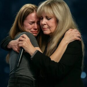 The entire Ford Field stadium in Detroit fell silent, Stevie Nicks lowered her microphone mid-song, her eyes locking onto a weathered sign held high in the front row: “I got into Stanford. You said we’d sing together.” The crowd held its breath as a young woman stepped onto the stage — TD