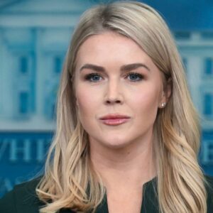 👉 “Shocking: Karoline Leavitt Reveals Massive Debt After 3 Years of Silence — Public Left Stunned”