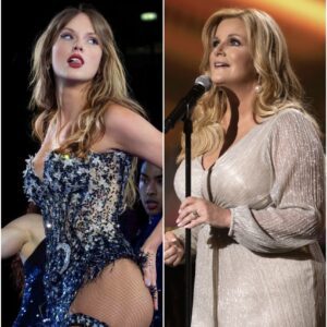 Trisha Yearwood and Taylor Swift Ignite Stage With Defiant New Anthem — Music World Stunned nh
