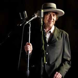 Bob Dylan at 83: Gratitude, Creativity, and the Quiet Art of Living Well. ws