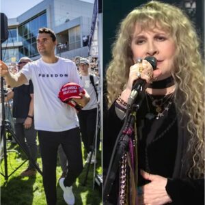 Stevie Nicks, at Charlie Kirk’s Utah event, broke down: “I was numb when I heard the gunsh0t and saw him f@ll… minutes earlier he asked me to hold a letter.”_cz