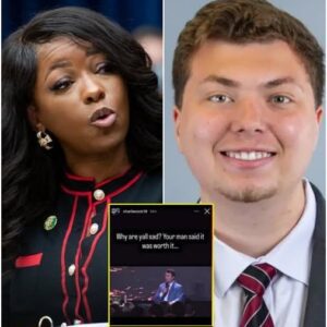 Jasmine Crockett did not stay silent. In just FIVE WORDS, she delivered a sharp rebuke to Carolina Panthers communications coordinator Charlie Rock