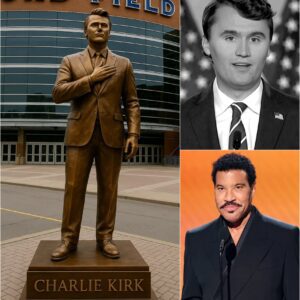 Lionel Richie Stuns America with Monument Honoring Charlie Kirk at Ford Field nh