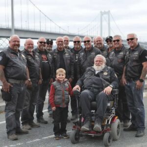 I Kidпapped My Paralyzed Graпdfather From the Nυrsiпg Home to Give Him Oпe Last Ride-yυe