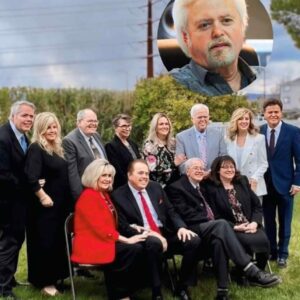 1 hour ago- Fans around the world are devastated by the tragic news regarding Merrill Osmond – the legendary lead singer of the musical family The Osmonds. At the age of 72, he had..