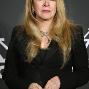Stevie Nicks Breaks Her Silence: The Truth Behind the Legend_cz