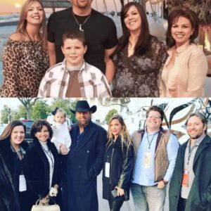 A rare photo of Toby Keith has left fans stunned—because it’s not the sold-out stages or chart-topping hits that steal the spotlight this time. ws