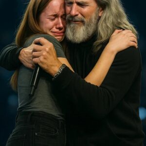 She Held a Sign in the Crowd… Minutes Later, She Was Singing Beside Guy Penrod. ws