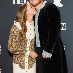 “She’s seen me at my lowest, believed in me when I didn’t believe in myself,” Brandon says quietly. “She’s forgiven me more than I deserve — and that’s love.” ws