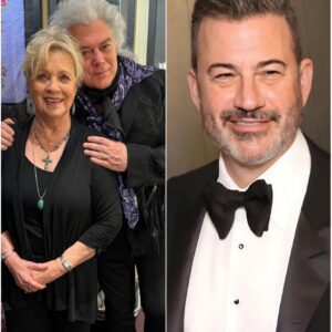 Marty Stuart and Connie Smith Turn Late-Night TV Into a Stage for Truth, Faith, and Redemption nn