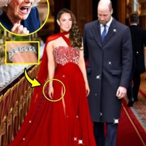 LOOK!! Catherine STEALS ALL EYES In Gorgeous Jenny Beckham Gown As She Debuts Limited Diamond Bracelet That King Charles Gifted to Her - Camilla SPOTTED Furious On Camera