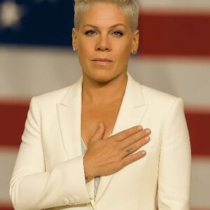 Grace in the Spotlight: P!nk's Unforgettable Stand at Madison Square Garden nh
