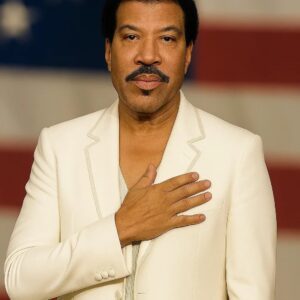 Grace in the Spotlight: Lionel Richie's Unforgettable Stand at Madison Square Garden nh