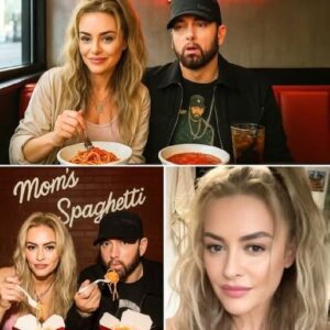“WAIT… EMINEM’S NOT SINGLE?!” — Secret Romance Revealed After Birthday Sighting at Mom’s Spaghetti 😱💥🔥 RT
