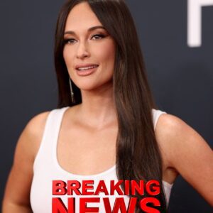 A Songwriter's Silent Struggle: Kacey Musgraves' Health Battle Inspires Worldwide Embrace. ws
