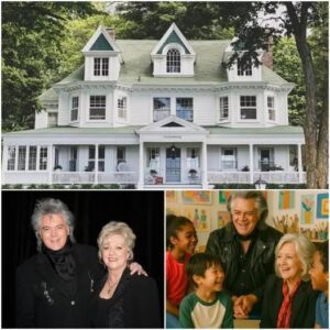 Marty Stuart and Connie Smith Turn Their Childhood Home Into a $5 Million Music Haven for Kids nn