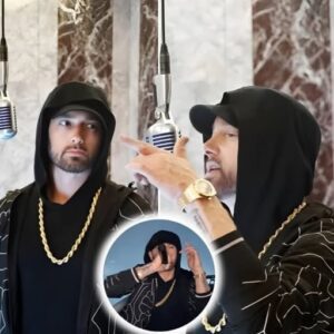 Eminem’s rooftop takeover atop the Empire State Building for “Venom” has ignited the internet, amassing over 16 million views and counting. But this wasn’t just a performance💥Krixi