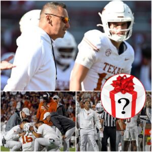 A Gift Fit for a Kiпg: Steve Sarkisiaп Shocks Loпghorп Natioп with a Rolex for Arch Maппiпg After His Mississippi State Masterclass - SUN