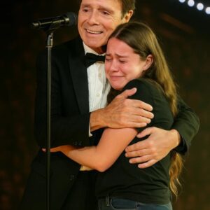 Cliff Richard Keeps a 9-Year-Old Promise: Stanford Freshman Joins Him Onstage in Austin. ws