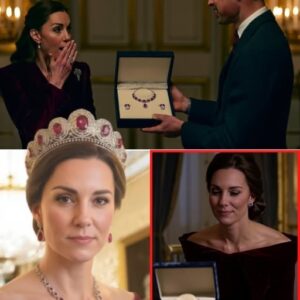💖 SCARLET ELEGANCE & TEARS OF JOY! Prince William’s Secret Anniversary Gift Stuns Princess Kate and Sets Kensington Palace Abuzz 💖 Krixi