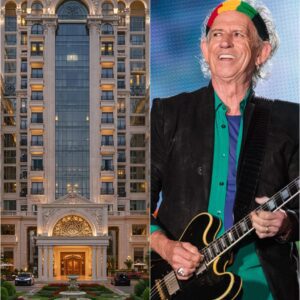 DISRESPECTED AND KICKED OUT OF A LUXURY HOTEL, KEITH RICHARDS CAME BACK THE NEXT DAY — NOT TO COMPLAIN, BUT TO OWN THE PLACE cz